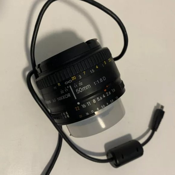 Nikon DSLR Camera D3200 Bundle With Two Lens, Timelapse Remote and More - Picture 10 of 11